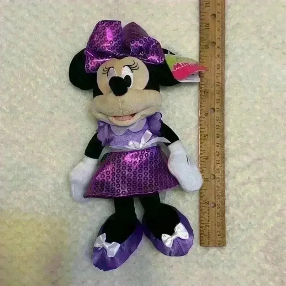 Purple Minnie Mouse plush toy Disney Disney Land Disney World Disney vacation - Picture 1 of 5